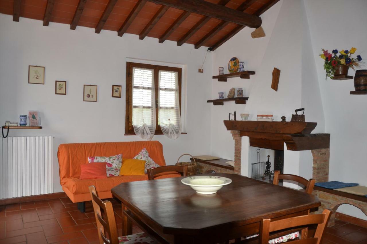La Casina Sonia Apartment Montaione Bagian luar foto