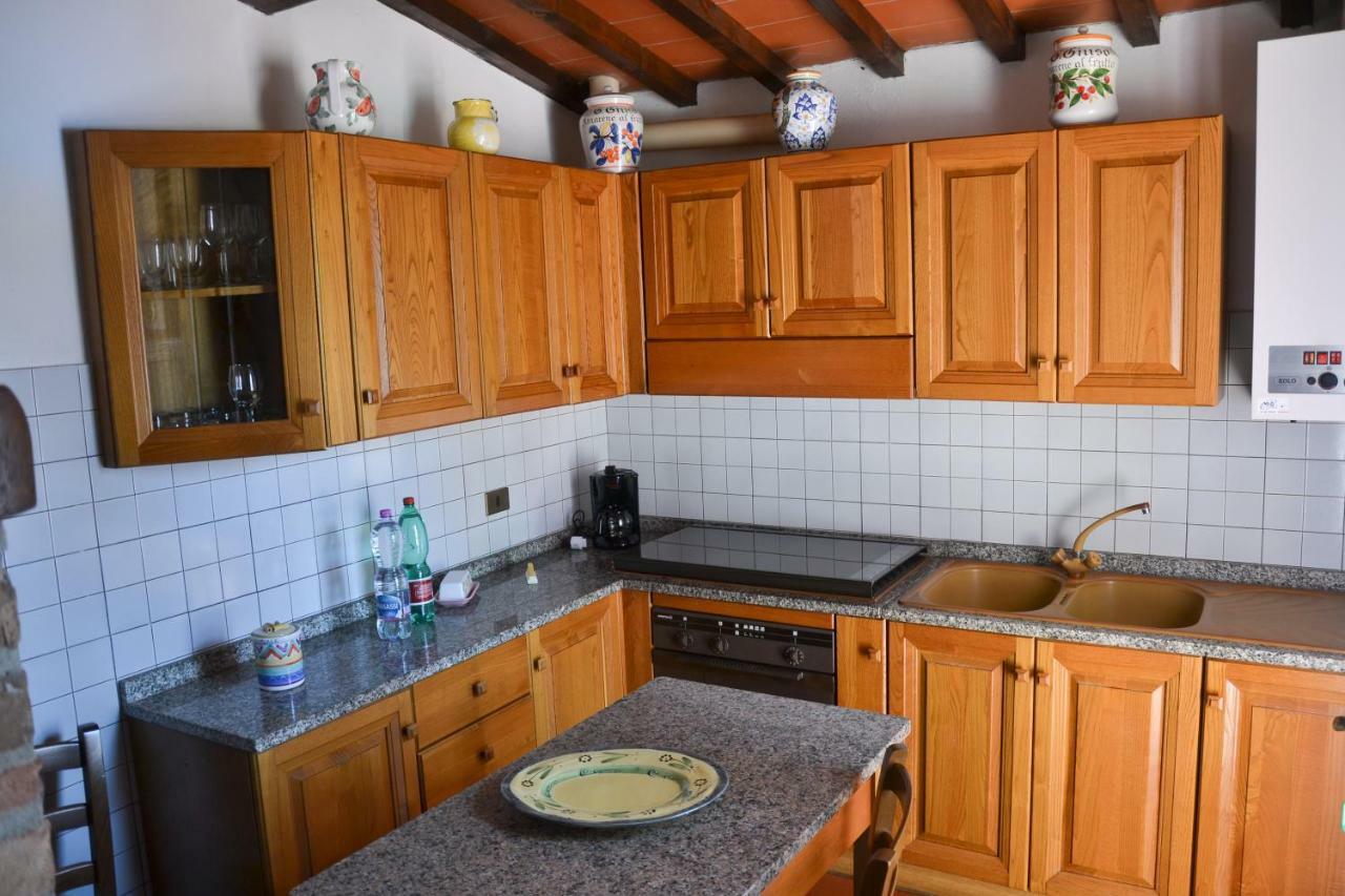 La Casina Sonia Apartment Montaione Bagian luar foto